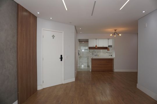 Apartamento para alugar com 3 quartos, 120m² em Jardim Branca Flor, Embu das Artes