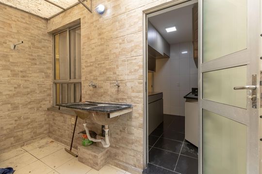 Área de Serviço de apartamento para alugar com 2 quartos, 51m² em Letícia, Belo Horizonte