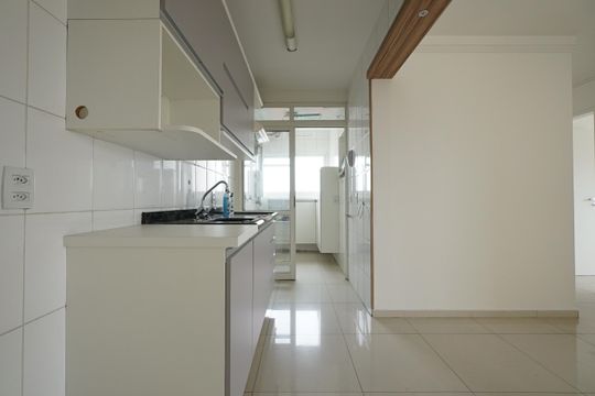 Cozinha de apartamento para alugar com 2 quartos, 68m² em Cambuci, São Paulo