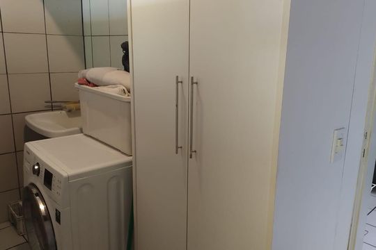 Área de serviço de casa de condomínio para alugar com 4 quartos, 216m² em Jardim Atalaia, Cotia