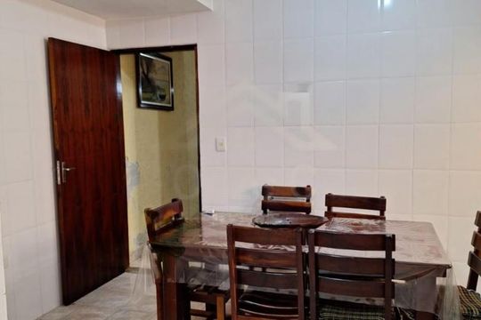 Casa à venda com 3 quartos, 200m² em Vila Galvão, Guarulhos