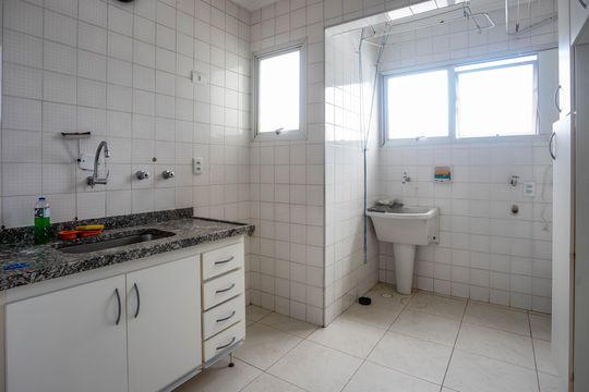Cozinha de apartamento à venda com 2 quartos, 60m² em Suiço, São Bernardo do Campo