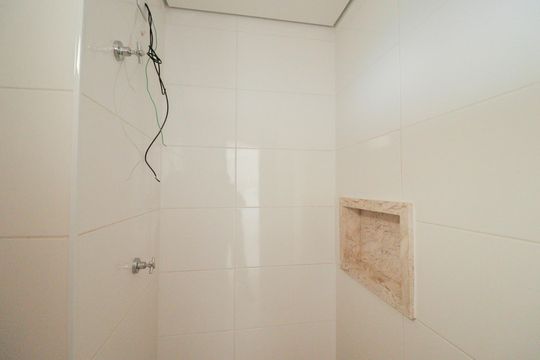 Banheiro de apartamento à venda com 2 quartos, 46m² em Casa Verde, São Paulo