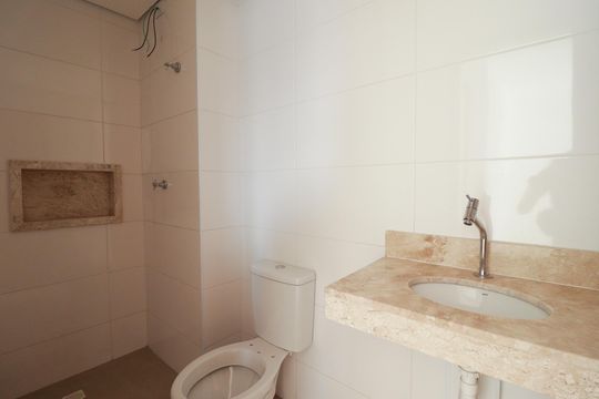 Banheiro de apartamento à venda com 2 quartos, 43m² em Casa Verde, São Paulo