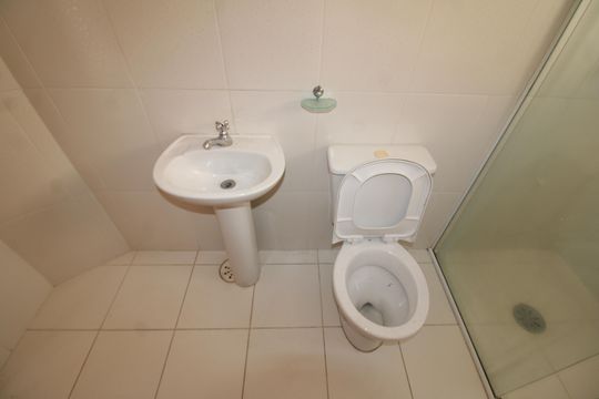 Banheiro de casa para alugar com 1 quarto, 40m² em Santana, São Paulo