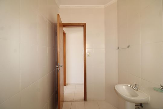 Banheiro de casa para alugar com 1 quarto, 40m² em Santana, São Paulo