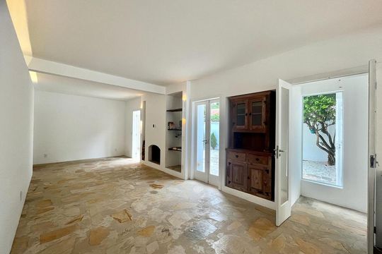 Casa para alugar com 3 quartos, 220m² em Campeche, Florianópolis