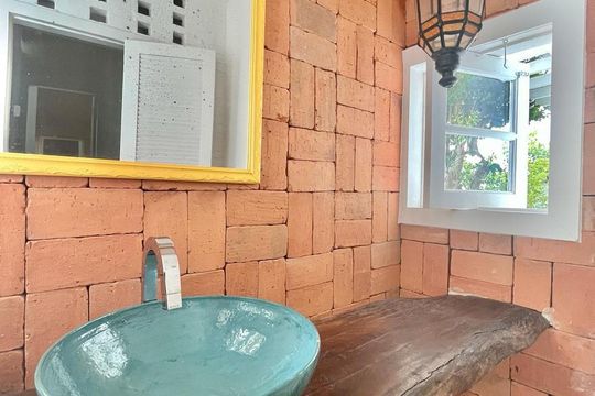 Lavabo de casa para alugar com 3 quartos, 220m² em Campeche, Florianópolis