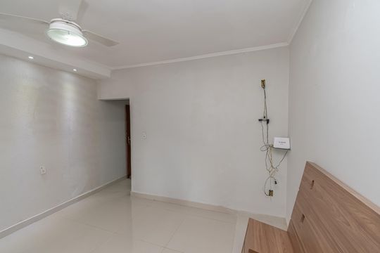 Sala de casa para alugar com 2 quartos, 125m² em Jardim Amanda Ii, Hortolândia