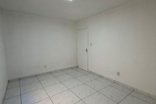 Quarto de apartamento à venda com 1 quarto, 56m² em Centro, São Leopoldo