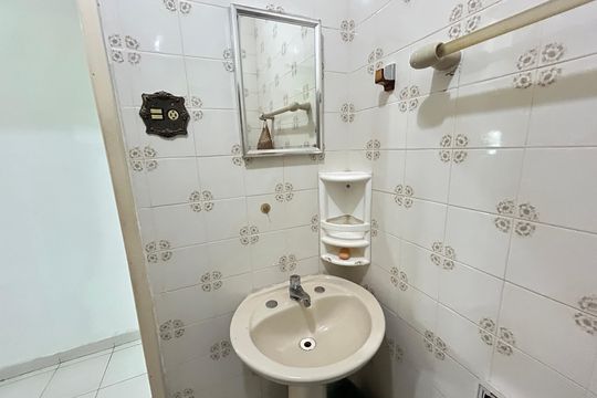Lavabo de casa para alugar com 2 quartos, 129m² em Guadalupe, Rio de Janeiro