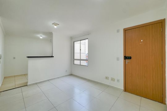 Sala de apartamento para alugar com 2 quartos, 42m² em Parque Piratininga, Guarulhos