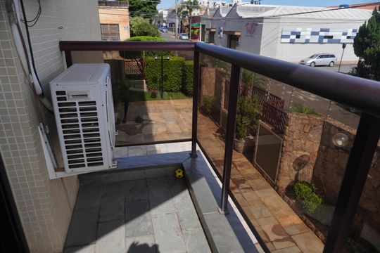 Sacada de apartamento à venda com 2 quartos, 140m² em Vila Santa Catarina, Americana