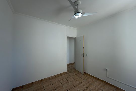 Quarto 1 de apartamento para alugar com 2 quartos, 45m² em Vila Planalto, São Bernardo do Campo