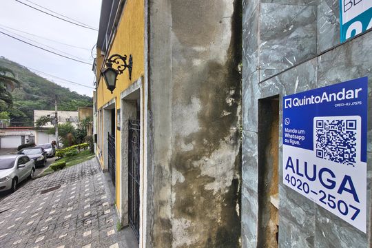 Casa de Condomínio para alugar com 3 quartos, 300m² em Taquara, Rio de Janeiro