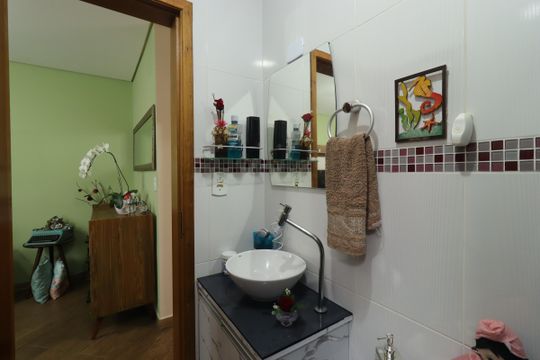 Banheiro de apartamento para alugar com 2 quartos, 50m² em Parque das Nações, Santo André