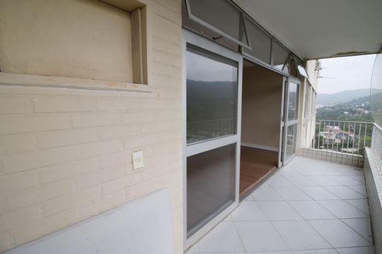 Varanda de apartamento à venda com 4 quartos, 147m² em Jacarepaguá, Rio de Janeiro