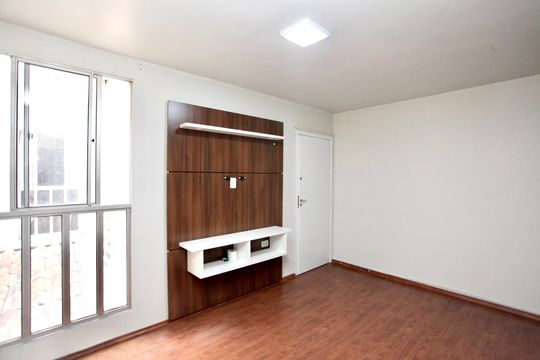 Sala de apartamento para alugar com 2 quartos, 45m² em Fonte Grande, Contagem