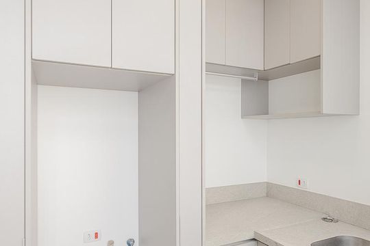Área de Serviço de apartamento para alugar com 2 quartos, 98m² em Cerqueira César, São Paulo