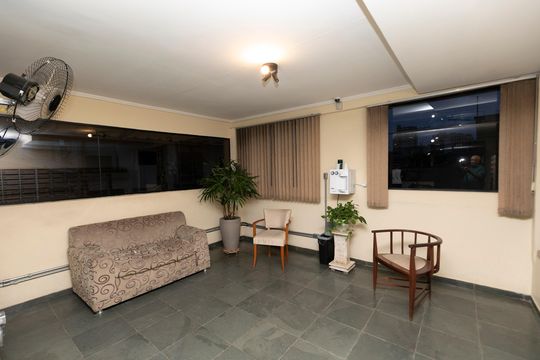 HALL DE ENTRADA de apartamento à venda com 1 quarto, 55m² em Centro, Campinas