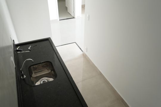 Cozinha de apartamento para alugar com 2 quartos, 48m² em Chácara Califórnia, São Paulo