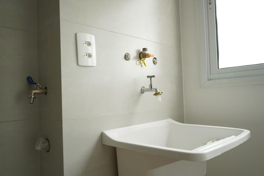 Cozinha e Área de Serviço de apartamento para alugar com 2 quartos, 47m² em Chácara Califórnia, São Paulo