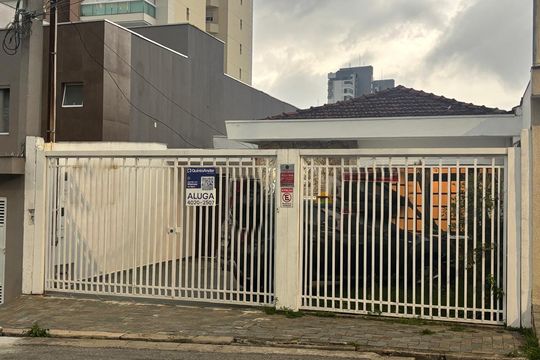 Fachada  de casa para alugar com 3 quartos, 250m² em Vila Dayse, São Bernardo do Campo