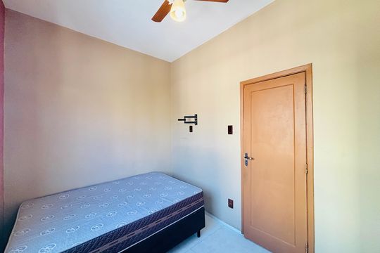 Quarto de apartamento para alugar com 2 quartos, 42m² em Catete, Rio de Janeiro