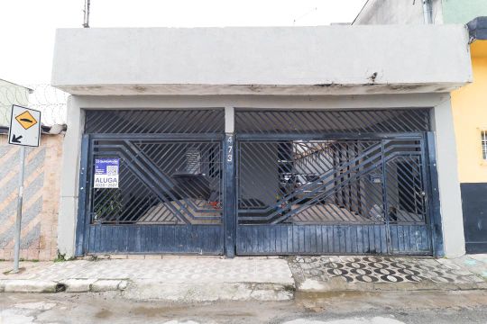 Fachada de casa para alugar com 1 quarto, 50m² em Jardim Modelo, São Paulo