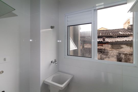 Área de Serviço de apartamento para alugar com 2 quartos, 39m² em Vila Virginia, São Paulo