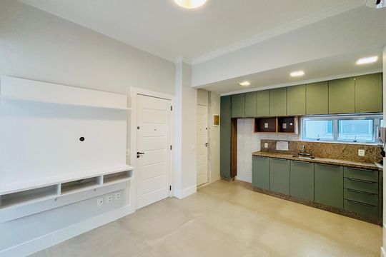 Apartamento para alugar com 1 quarto, 50m² em Leblon, Rio de Janeiro