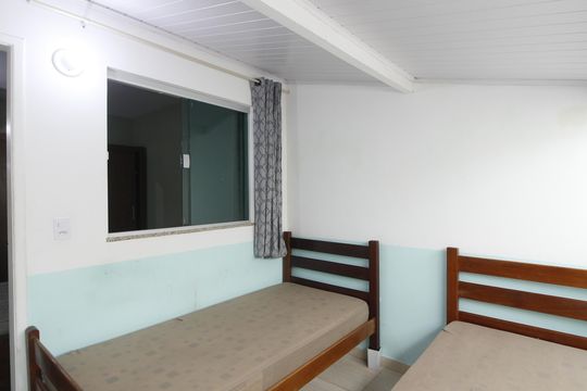 Quarto 2 de casa de condomínio para alugar com 2 quartos, 50m² em Peró, Cabo Frio