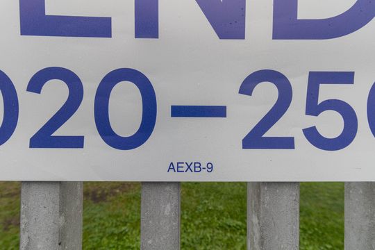 Placa de casa de condomínio à venda com 3 quartos, 115m² em Bairro Alto, Curitiba
