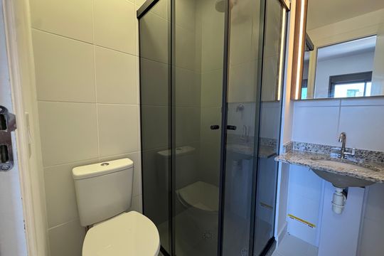 Banheiro da Suíte de apartamento para alugar com 1 quarto, 30m² em Presidente Altino, Osasco