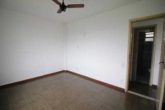 Apartamento à venda com 2 quartos, 47m² em Taquara, Rio de Janeiro