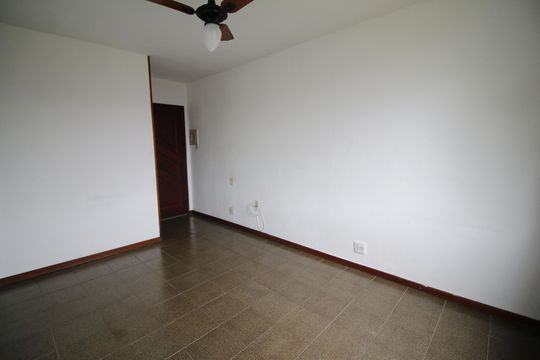 Apartamento à venda com 2 quartos, 47m² em Taquara, Rio de Janeiro