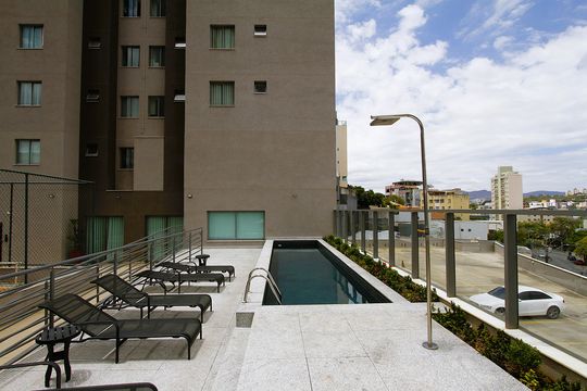 Área comum - Piscina de apartamento para alugar com 2 quartos, 52m² em Coração Eucarístico, Belo Horizonte