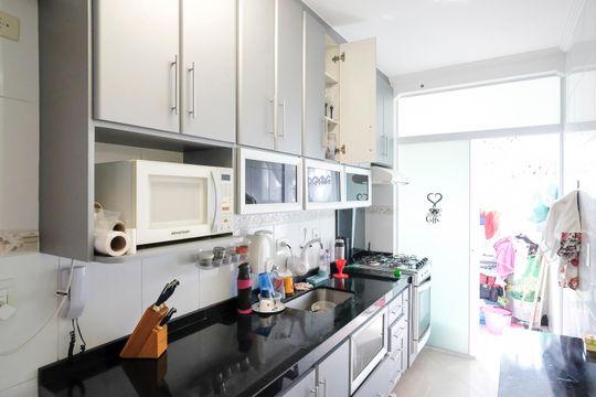 Cozinha de apartamento à venda com 3 quartos, 83m² em Santa Maria, São Caetano do Sul