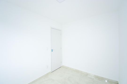 Quarto 1 de apartamento à venda com 2 quartos, 42m² em Jardim Ansalca, Guarulhos