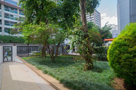 Área comum - Jardim de apartamento para alugar com 2 quartos, 80m² em Consolação, São Paulo