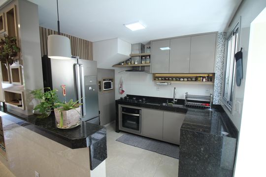 Cozinha de casa à venda com 3 quartos, 118m² em Milionários, Belo Horizonte
