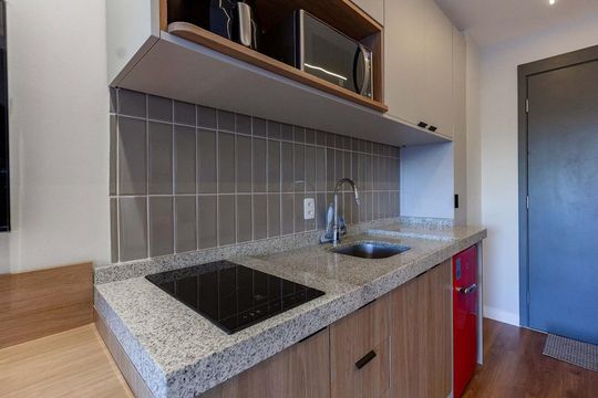 Cozinha de apartamento para alugar com 1 quarto, 28m² em Perdizes, São Paulo