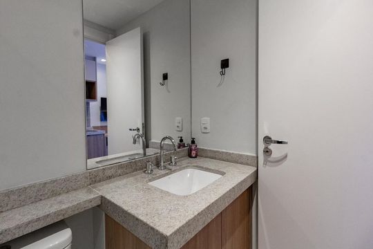 Banheiro de apartamento para alugar com 1 quarto, 28m² em Perdizes, São Paulo