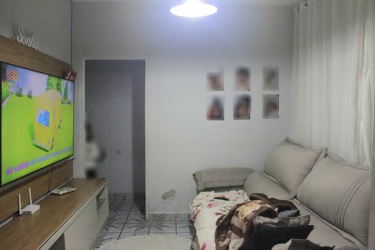 Casa à venda com 5 quartos, 250m² em Jardim das Acacias, Guarulhos