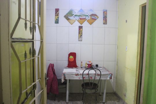 Sala (Kitnet 3) de casa à venda com 5 quartos, 250m² em Jardim das Acacias, Guarulhos