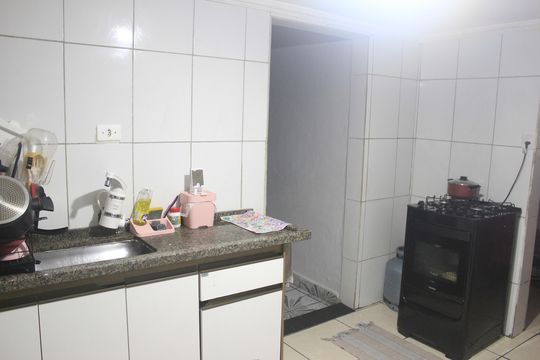 Cozinha casa 4 de casa à venda com 5 quartos, 250m² em Jardim das Acacias, Guarulhos