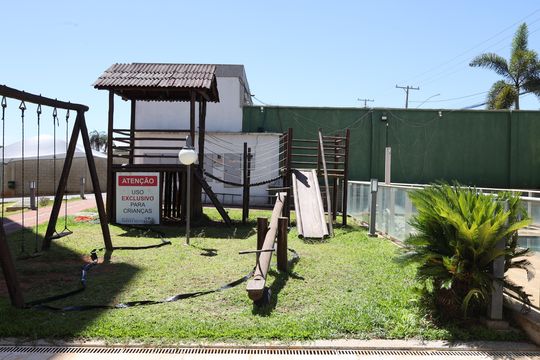 Apartamento para alugar com 2 quartos, 45m² em Raul Lourenço, Montes Claros
