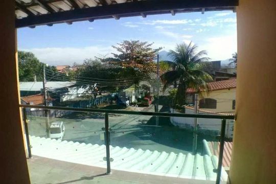 Casa à venda com 1 quarto, 100m² em Inhoaíba, Rio de Janeiro