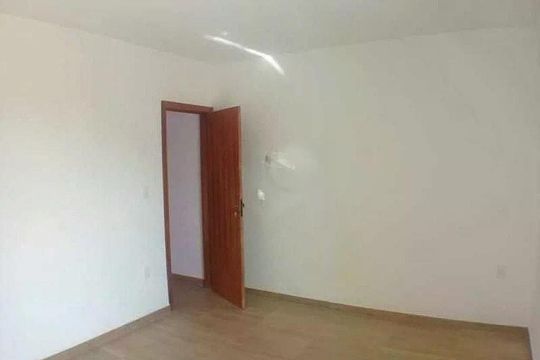 Casa à venda com 1 quarto, 100m² em Inhoaíba, Rio de Janeiro