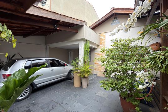 Garagem de casa à venda com 5 quartos, 225m² em Jardim Brasilandia, São Bernardo do Campo
